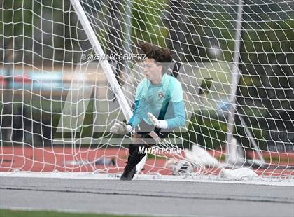 Thumbnail 1 in Laguna Beach vs. Yucaipa (CIF-SS Division 4 Final) photogallery.