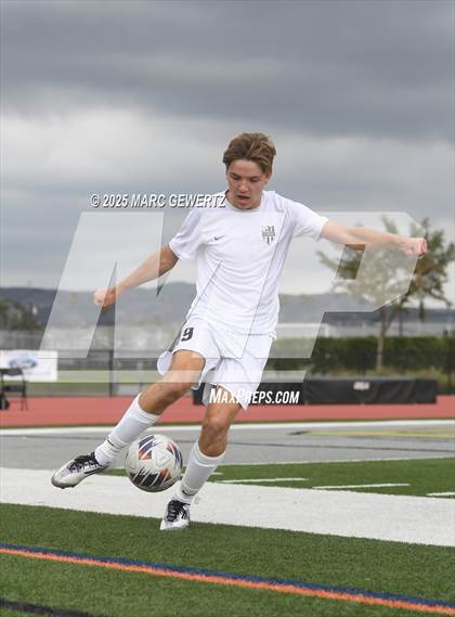 Thumbnail 1 in Laguna Beach vs. Yucaipa (CIF-SS Division 4 Final) photogallery.