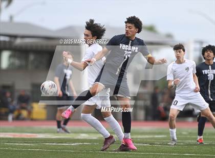 Thumbnail 3 in Laguna Beach vs. Yucaipa (CIF-SS Division 4 Final) photogallery.