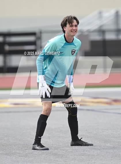Thumbnail 2 in Laguna Beach vs. Yucaipa (CIF-SS Division 4 Final) photogallery.
