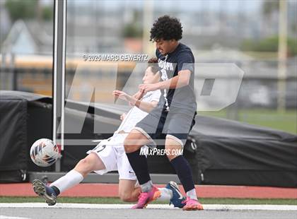 Thumbnail 1 in Laguna Beach vs. Yucaipa (CIF-SS Division 4 Final) photogallery.