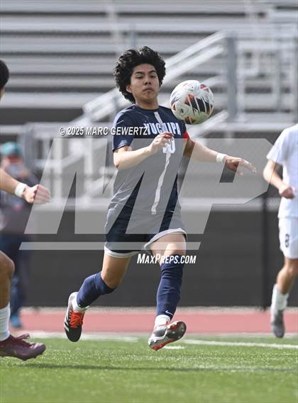 Thumbnail 2 in Laguna Beach vs. Yucaipa (CIF-SS Division 4 Final) photogallery.