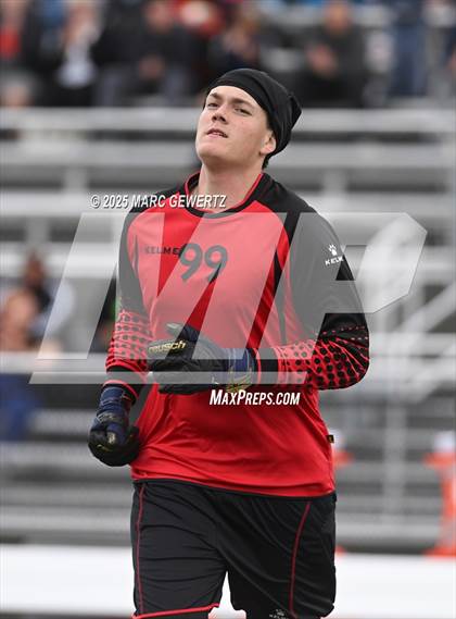 Thumbnail 2 in Laguna Beach vs. Yucaipa (CIF-SS Division 4 Final) photogallery.