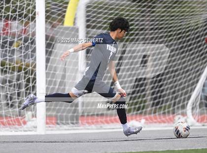 Thumbnail 1 in Laguna Beach vs. Yucaipa (CIF-SS Division 4 Final) photogallery.