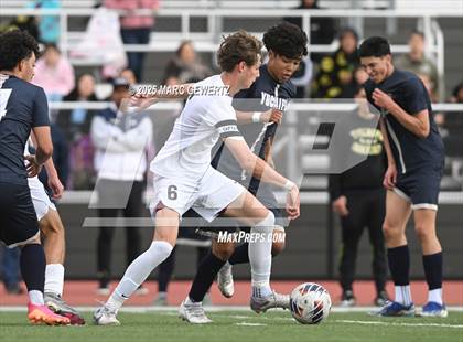 Thumbnail 2 in Laguna Beach vs. Yucaipa (CIF-SS Division 4 Final) photogallery.