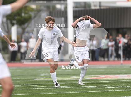 Thumbnail 2 in Laguna Beach vs. Yucaipa (CIF-SS Division 4 Final) photogallery.