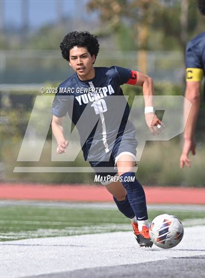 Thumbnail 3 in Laguna Beach vs. Yucaipa (CIF-SS Division 4 Final) photogallery.