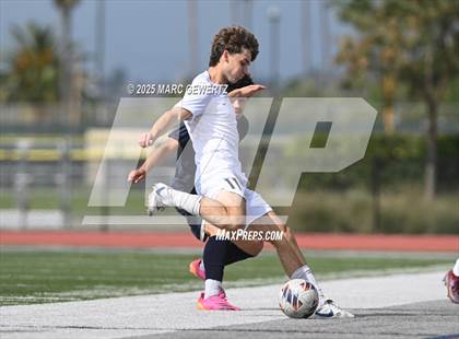Thumbnail 2 in Laguna Beach vs. Yucaipa (CIF-SS Division 4 Final) photogallery.