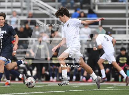 Thumbnail 1 in Laguna Beach vs. Yucaipa (CIF-SS Division 4 Final) photogallery.