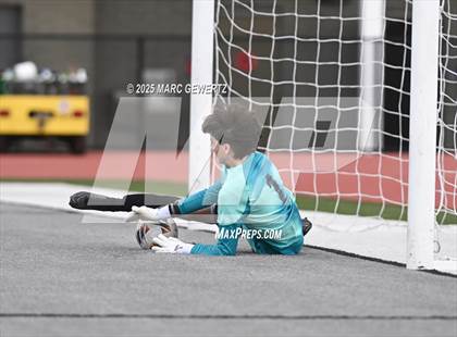 Thumbnail 3 in Laguna Beach vs. Yucaipa (CIF-SS Division 4 Final) photogallery.