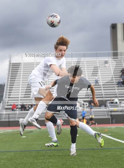 Thumbnail 2 in Laguna Beach vs. Yucaipa (CIF-SS Division 4 Final) photogallery.