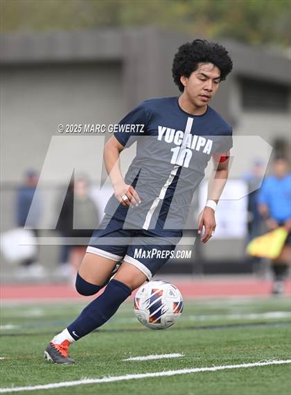 Thumbnail 3 in Laguna Beach vs. Yucaipa (CIF-SS Division 4 Final) photogallery.