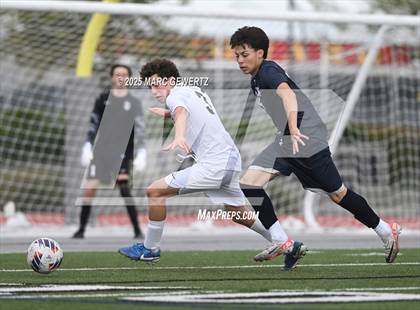 Thumbnail 2 in Laguna Beach vs. Yucaipa (CIF-SS Division 4 Final) photogallery.