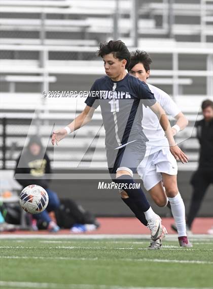 Thumbnail 3 in Laguna Beach vs. Yucaipa (CIF-SS Division 4 Final) photogallery.