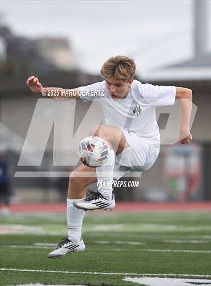 Thumbnail 3 in Laguna Beach vs. Yucaipa (CIF-SS Division 4 Final) photogallery.