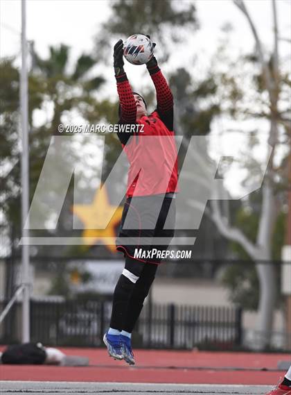 Thumbnail 1 in Laguna Beach vs. Yucaipa (CIF-SS Division 4 Final) photogallery.