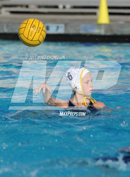 Thumbnail 2 in San Clemente vs. Los Osos (Newport Holiday Cup) photogallery.