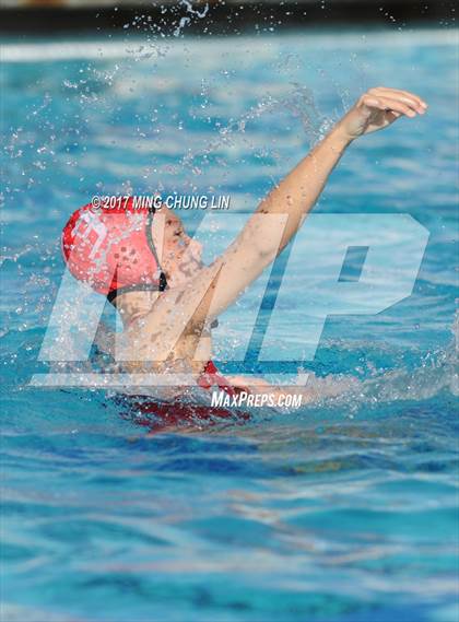 Thumbnail 2 in San Clemente vs. Los Osos (Newport Holiday Cup) photogallery.