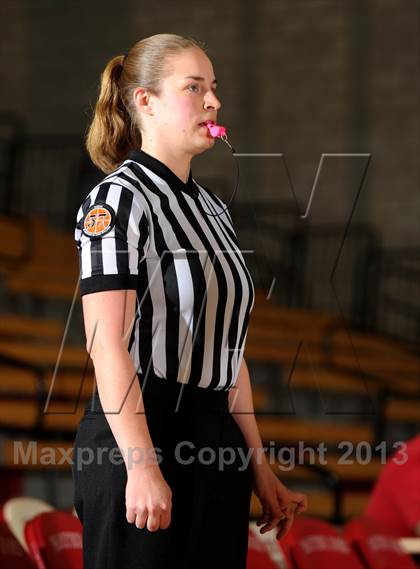 Thumbnail 2 in Orange Lutheran vs. Rialto (Nike Extravaganza) photogallery.