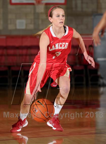 Thumbnail 2 in Orange Lutheran vs. Rialto (Nike Extravaganza) photogallery.