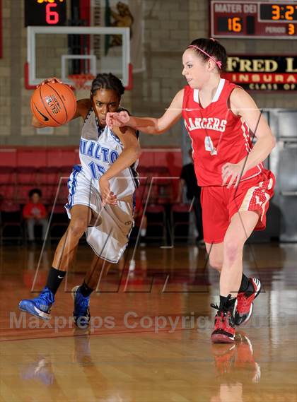 Thumbnail 3 in Orange Lutheran vs. Rialto (Nike Extravaganza) photogallery.