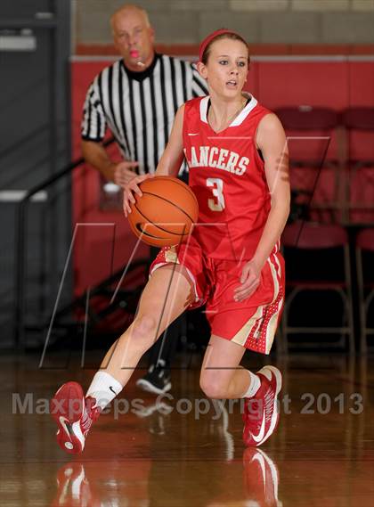 Thumbnail 3 in Orange Lutheran vs. Rialto (Nike Extravaganza) photogallery.