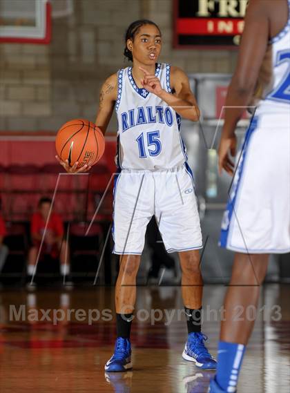 Thumbnail 2 in Orange Lutheran vs. Rialto (Nike Extravaganza) photogallery.