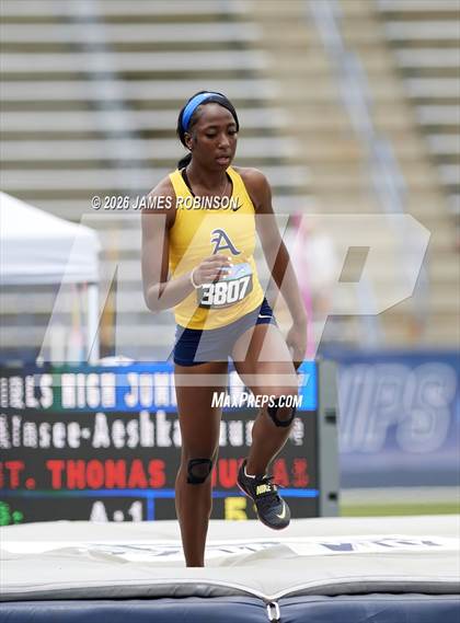 Thumbnail 2 in FHSAA Class 4A Final (High Jump) photogallery.