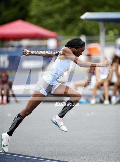 Thumbnail 3 in FHSAA Class 4A Final (High Jump) photogallery.