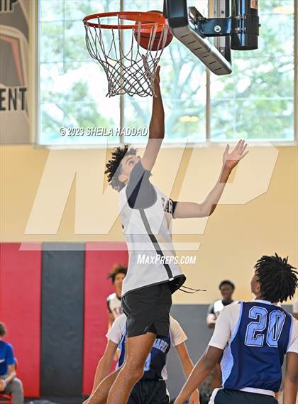 Thumbnail 1 in Wesley Chapel vs Gaither (The Hoop Vibe Preseason League) photogallery.