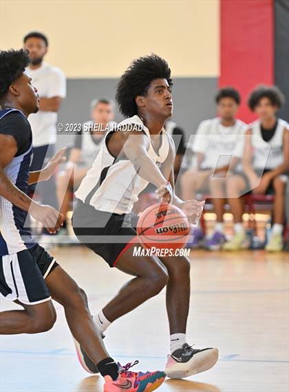 Thumbnail 3 in Wesley Chapel vs Gaither (The Hoop Vibe Preseason League) photogallery.