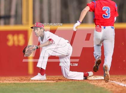 Thumbnail 1 in Walton @ Lassiter photogallery.