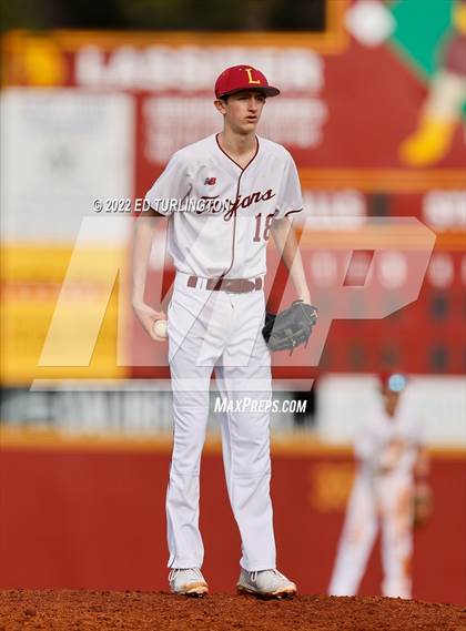 Thumbnail 1 in Walton @ Lassiter photogallery.
