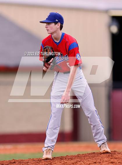 Thumbnail 1 in Walton @ Lassiter photogallery.