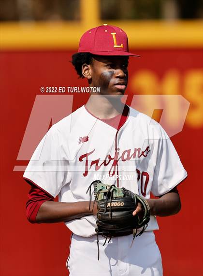 Thumbnail 2 in Walton @ Lassiter photogallery.