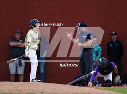 Thumbnail 3 in Guerin Catholic vs. Lebanon IHSAA Class 3A S25 Sectionals First Round photogallery.
