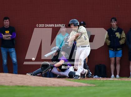 Thumbnail 3 in Guerin Catholic vs. Lebanon IHSAA Class 3A S25 Sectionals First Round photogallery.