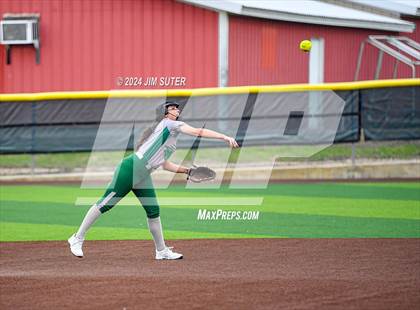 Thumbnail 2 in Caldwell vs Taylor photogallery.