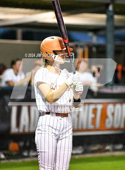 Thumbnail 3 in Caldwell vs Taylor photogallery.