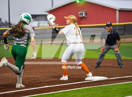 Thumbnail 2 in Caldwell vs Taylor photogallery.