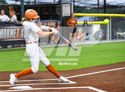 Thumbnail 2 in Caldwell vs Taylor photogallery.