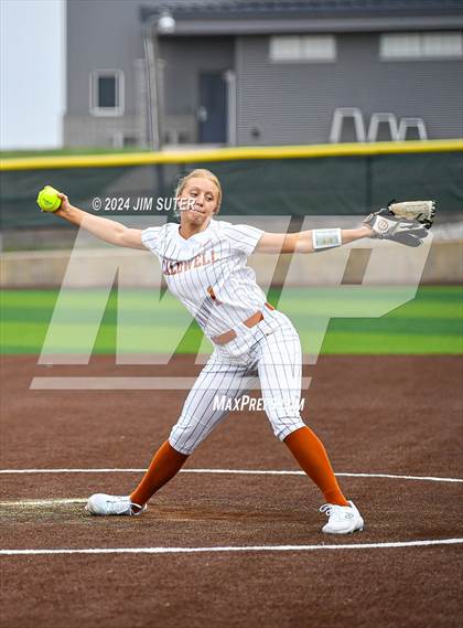 Thumbnail 2 in Caldwell vs Taylor photogallery.