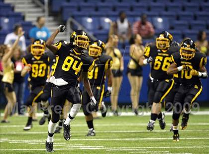 Thumbnail 2 in Steele vs. East Central (Texas Football Classic) photogallery.