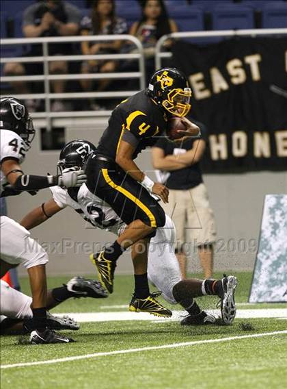 Thumbnail 3 in Steele vs. East Central (Texas Football Classic) photogallery.