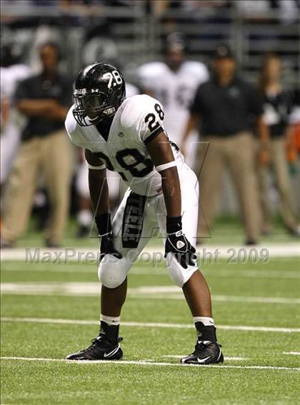 Thumbnail 3 in Steele vs. East Central (Texas Football Classic) photogallery.
