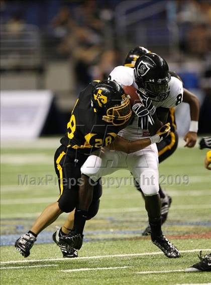 Thumbnail 3 in Steele vs. East Central (Texas Football Classic) photogallery.