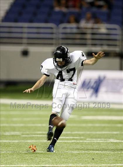 Thumbnail 2 in Steele vs. East Central (Texas Football Classic) photogallery.