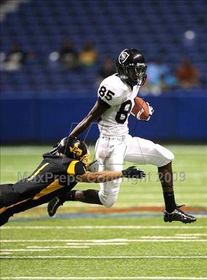 Thumbnail 3 in Steele vs. East Central (Texas Football Classic) photogallery.