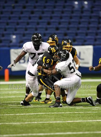 Thumbnail 2 in Steele vs. East Central (Texas Football Classic) photogallery.