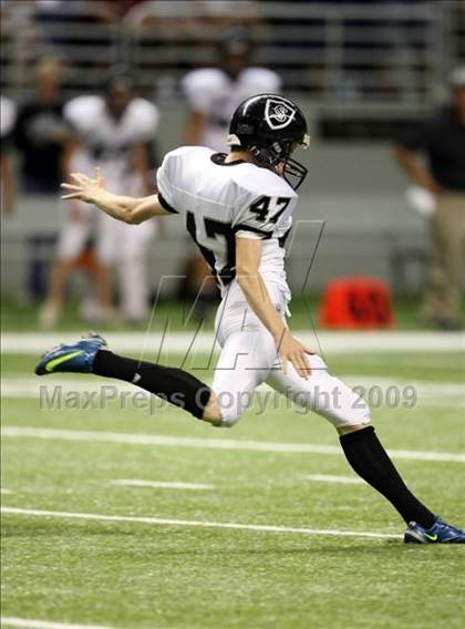 Thumbnail 2 in Steele vs. East Central (Texas Football Classic) photogallery.